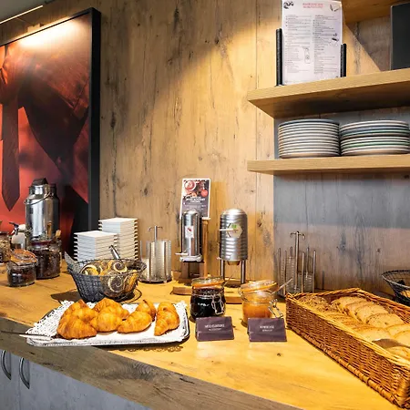Hotel Ibis Hauptbahnhof 3*