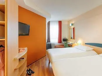 Ibis Hauptbahnhof Hotel