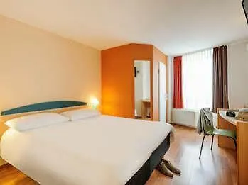 Ibis Hauptbahnhof 3*