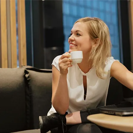 Hotel Ibis Hauptbahnhof 3*